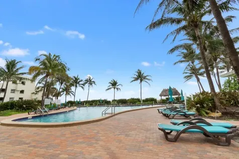 3901 S Ocean Drive Hollywood FL 33019