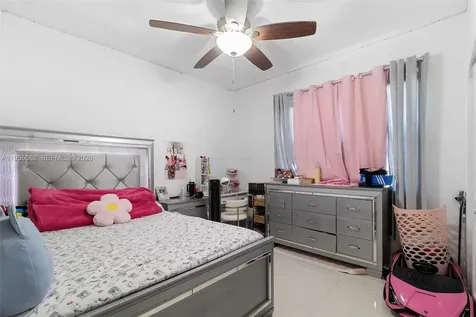 11828 SW 253rd Street Homestead FL 33032