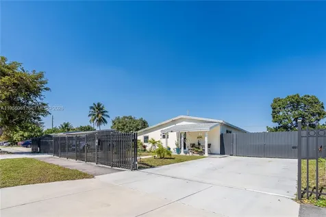 1031 NE 213th Terrace Miami FL 33179