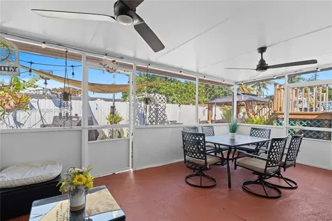 1031 NE 213th Terrace Miami FL 33179