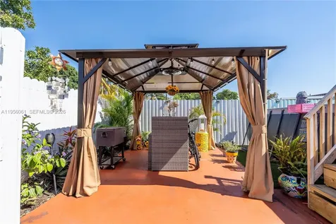 1031 NE 213th Terrace Miami FL 33179