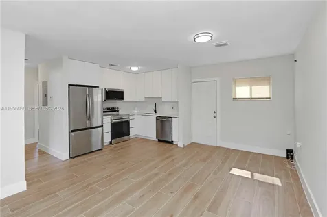 990 NE 159th Street North Miami Beach FL 33162