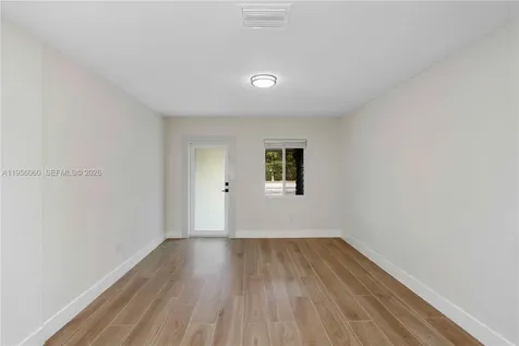 990 NE 159th Street North Miami Beach FL 33162