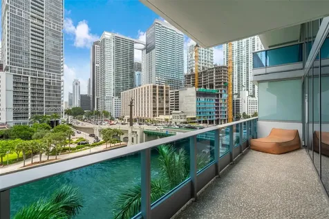 200 Biscayne Boulevard Way Miami FL 33131