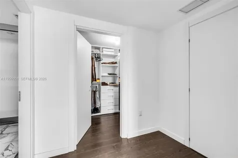 200 Biscayne Boulevard Way Miami FL 33131