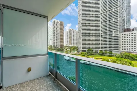 200 Biscayne Boulevard Way Miami FL 33131