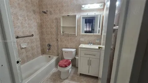 2764 NW 31st Street Miami FL 33142