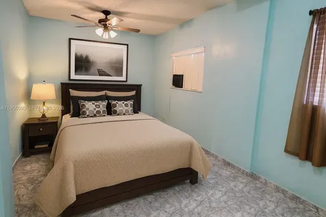 2764 NW 31st Street Miami FL 33142