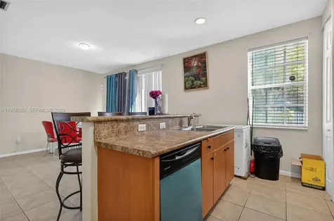 2671 SW 85th Terrace Miramar FL 33025