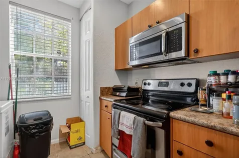 2671 SW 85th Terrace Miramar FL 33025