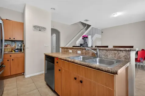 2671 SW 85th Terrace Miramar FL 33025