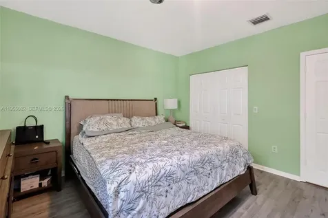 2671 SW 85th Terrace Miramar FL 33025