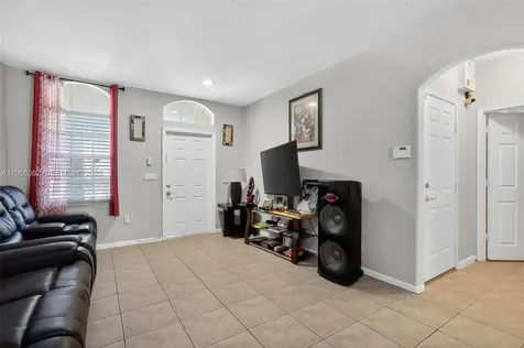 2671 SW 85th Terrace Miramar FL 33025