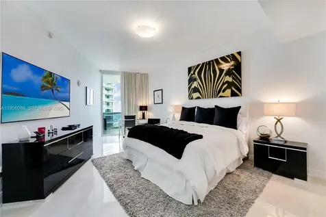 16001 Collins Avenue Sunny Isles Beach FL 33160