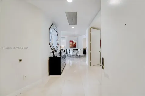 16001 Collins Avenue Sunny Isles Beach FL 33160