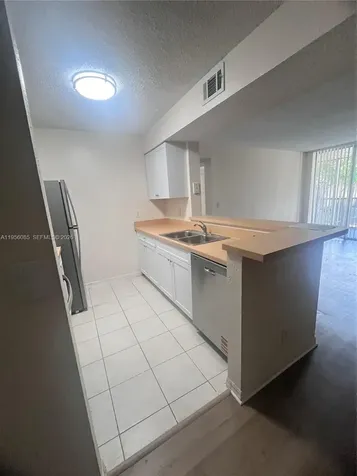 4035 W Mcnab Road Pompano Beach FL 33069
