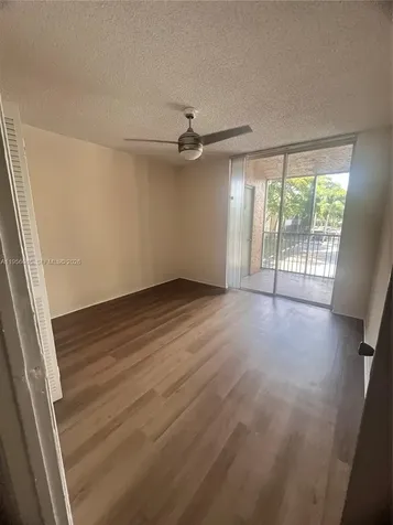 4035 W Mcnab Road Pompano Beach FL 33069