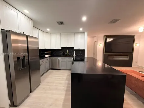 2340 SW 42nd Way Plantation FL 33317