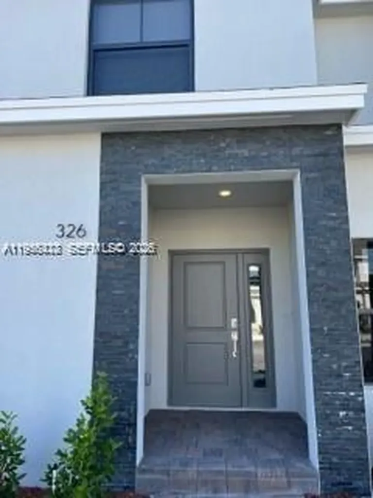 326 NE 1st Drive Florida City FL 33034