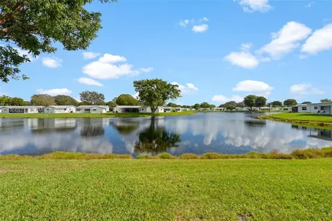 1110 NW 90th Way Plantation FL 33322