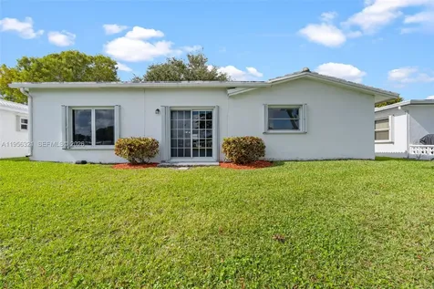 1110 NW 90th Way Plantation FL 33322