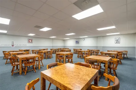 1110 NW 90th Way Plantation FL 33322