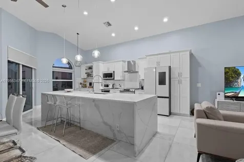 6952 NW 27th Court Margate FL 33063