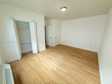 6930 Rue Vendome Miami Beach FL 33141