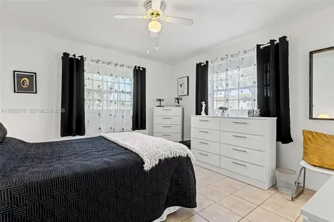 5661 SW 2nd Court Margate FL 33068