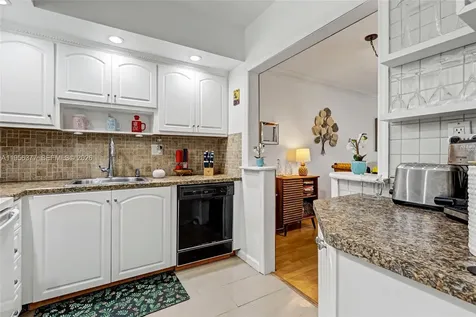 5661 SW 2nd Court Margate FL 33068