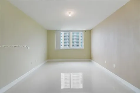 1755 E Hallandale Beach Boulevard Hallandale Beach FL 33009
