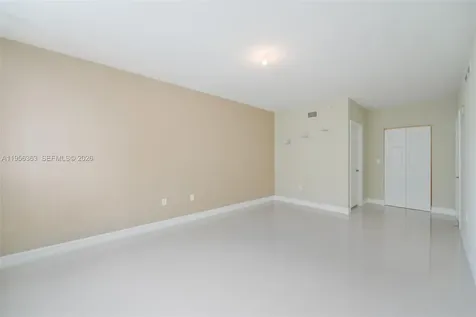 1755 E Hallandale Beach Boulevard Hallandale Beach FL 33009