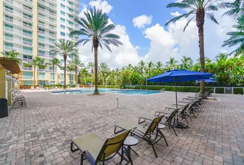 1755 E Hallandale Beach Boulevard Hallandale Beach FL 33009