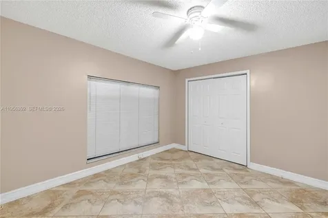 1102 NW 89th Terrace Pembroke Pines FL 33024