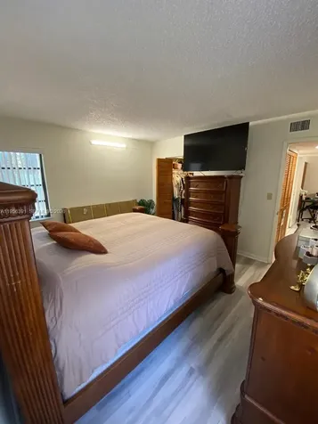 9070 SW 125th Avenue Miami FL 33186