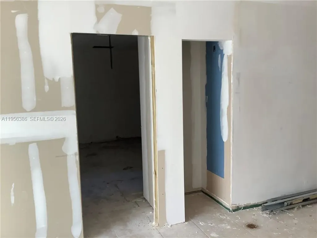 2101 SW 46th Avenue Fort Lauderdale FL 33317