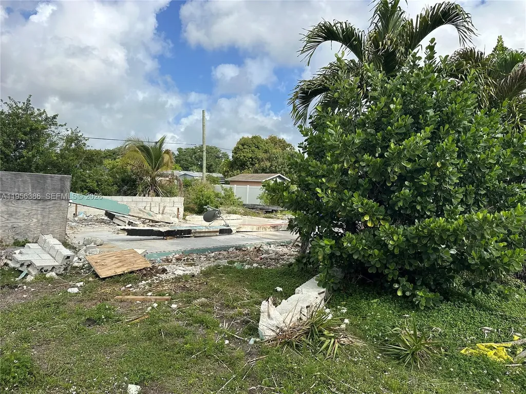 2101 SW 46th Avenue Fort Lauderdale FL 33317