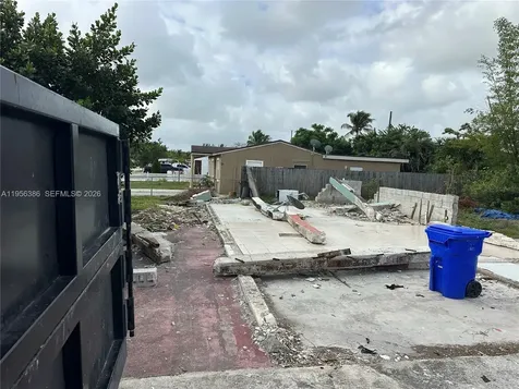 2101 SW 46th Avenue Fort Lauderdale FL 33317