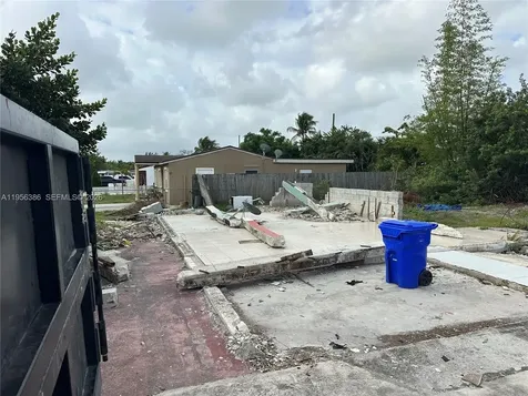 2101 SW 46th Avenue Fort Lauderdale FL 33317