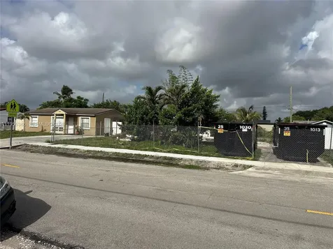 2101 SW 46th Avenue Fort Lauderdale FL 33317