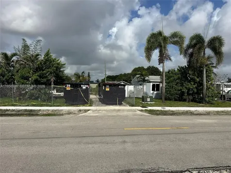 2101 SW 46th Avenue Fort Lauderdale FL 33317