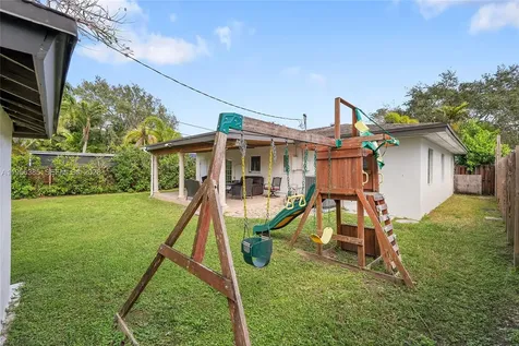 3614 SW 58th Avenue Miami FL 33155