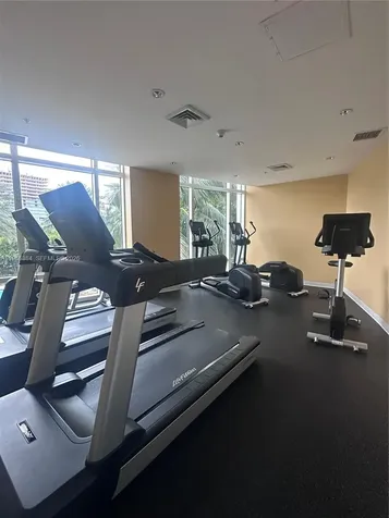 1755 E Hallandale Beach Boulevard Hallandale Beach FL 33009