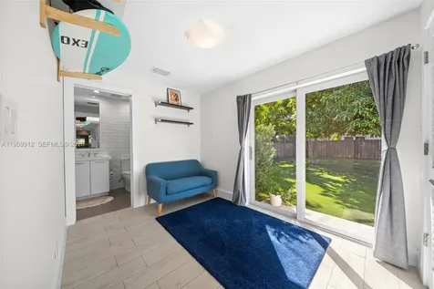 4595 N Jefferson Avenue Miami Beach FL 33140