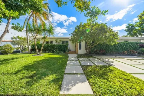 4595 N Jefferson Avenue Miami Beach FL 33140