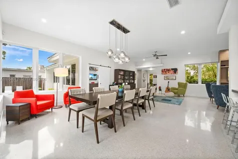 4595 N Jefferson Avenue Miami Beach FL 33140