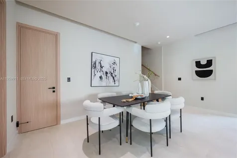 3601 SW 23rd Terrace Miami FL 33145