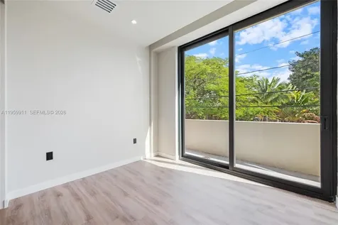 3601 SW 23rd Terrace Miami FL 33145