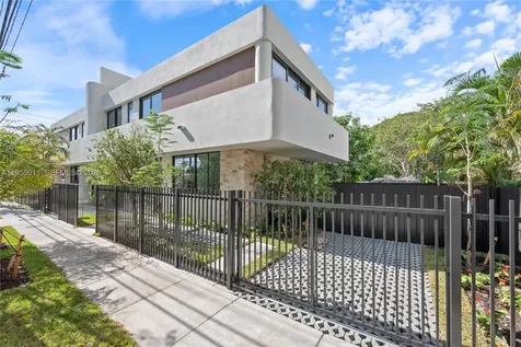3601 SW 23rd Terrace Miami FL 33145