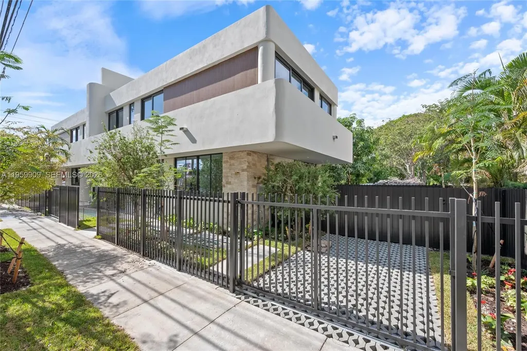 2330 SW 36th Avenue Miami FL 33134